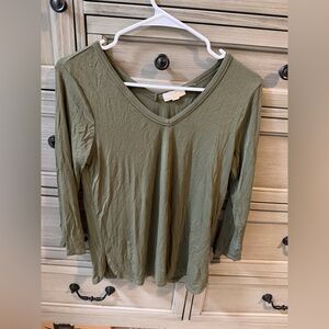 Cupio Olive Long Sleeve V-Neck Top